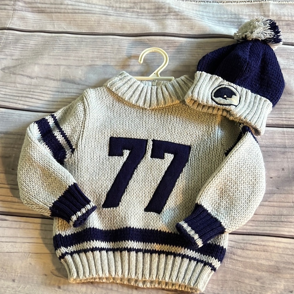 Vintage baby clothes the American football fans 1980-1990 y, size 12 m